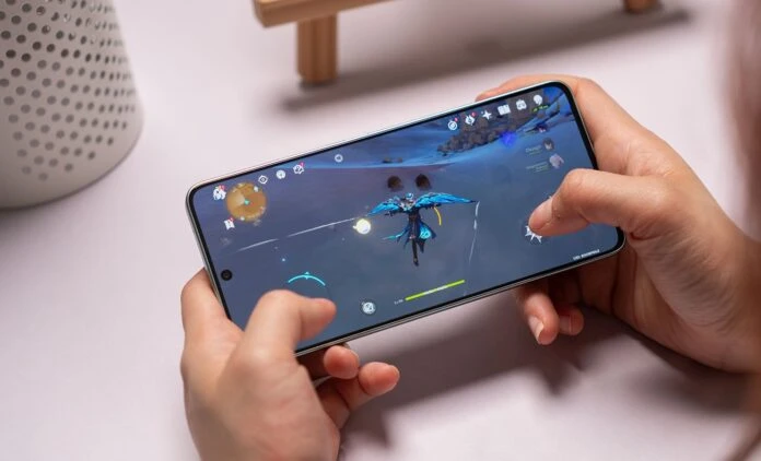 Redmi Turbo 3 sở hữu thiết kế hiện đại, cách điệu với màn hình lớn 6.67 inch